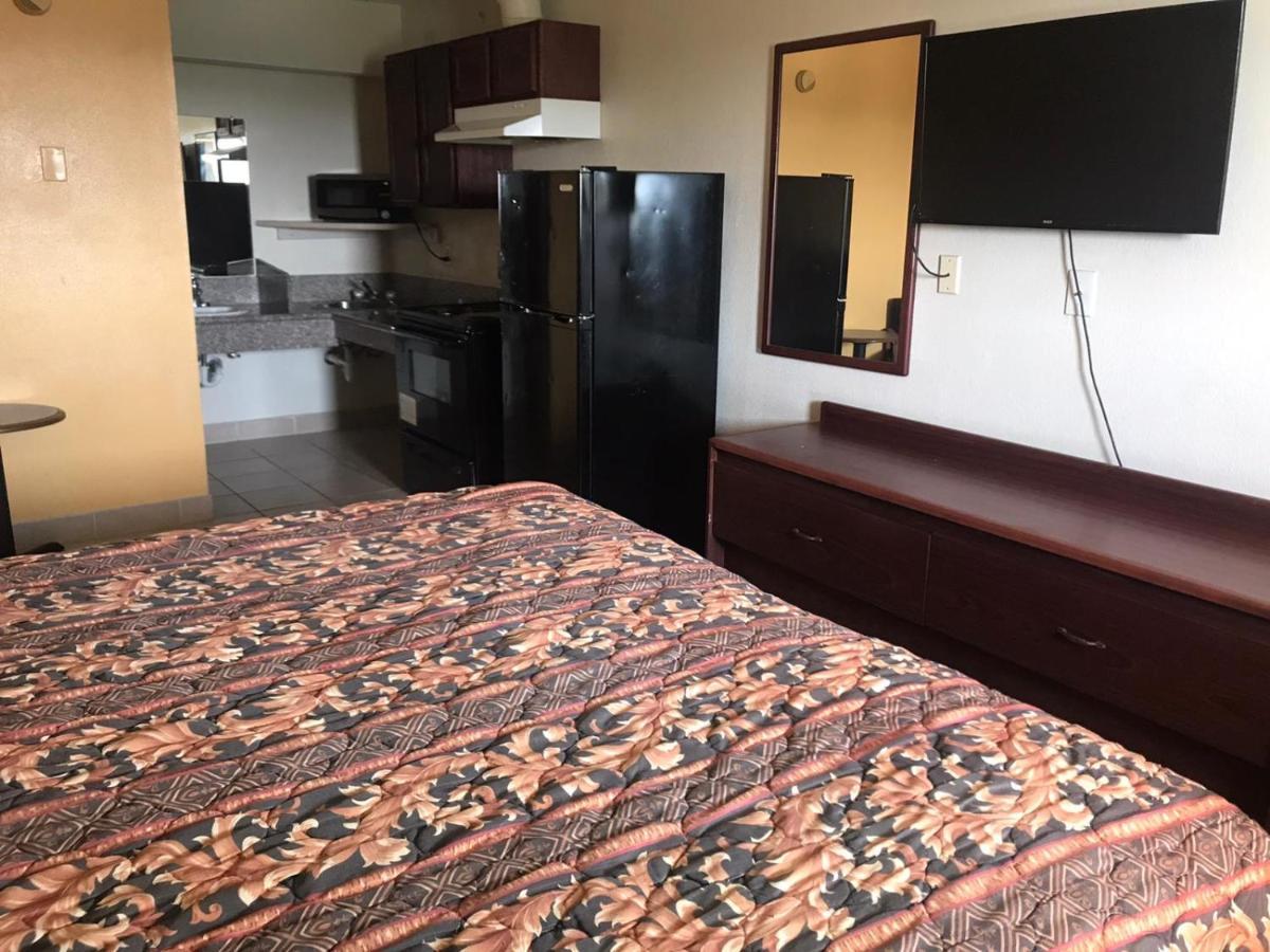 Lone Star Inn Carrollton Luaran gambar